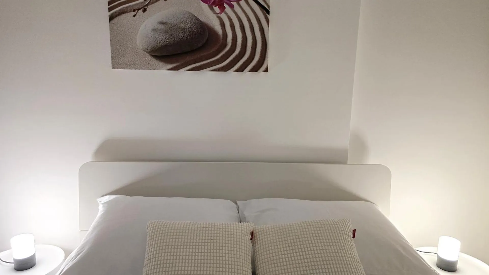 Apartment Blanca With Jacuzzi,Terase And Private Parking Kastela