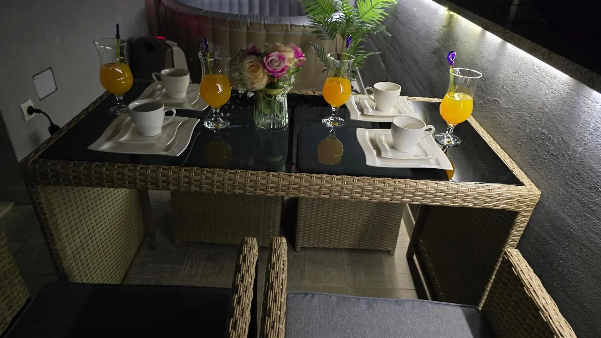 Apartment Blanca With Jacuzzi,Terase And Private Parking Kastela