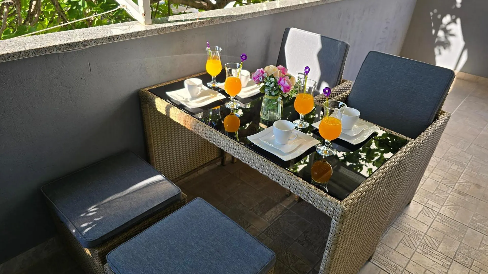 Apartment Blanca With Jacuzzi,Terase And Private Parking Kastela