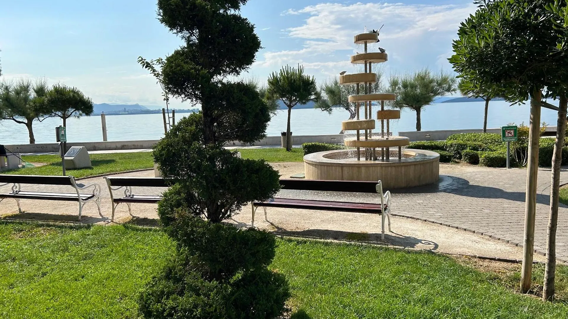 Apartment Blanca With Jacuzzi,Terase And Private Parking Kaštela Kroatien