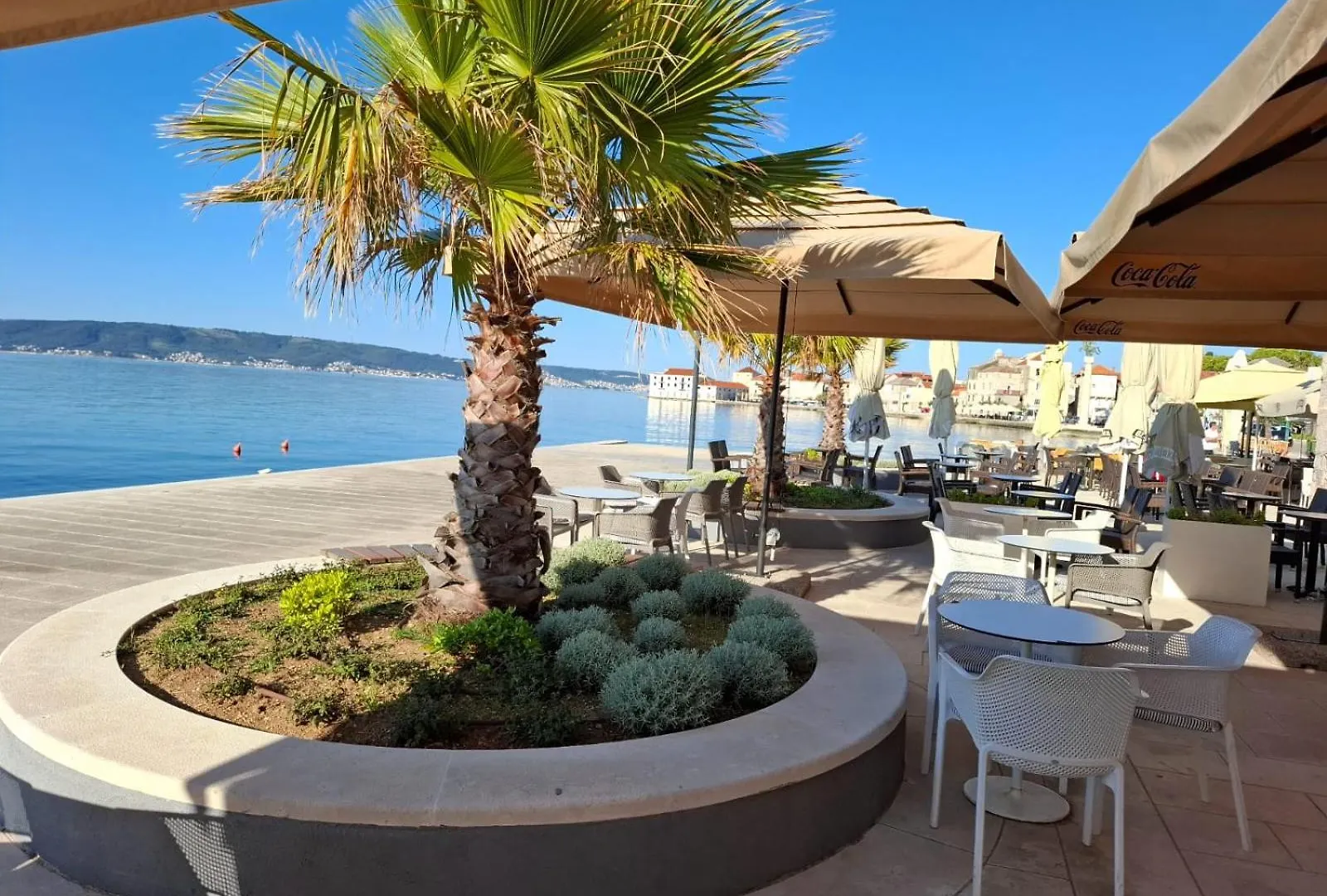 Apartment Blanca With Jacuzzi,Terase And Private Parking Kaštela