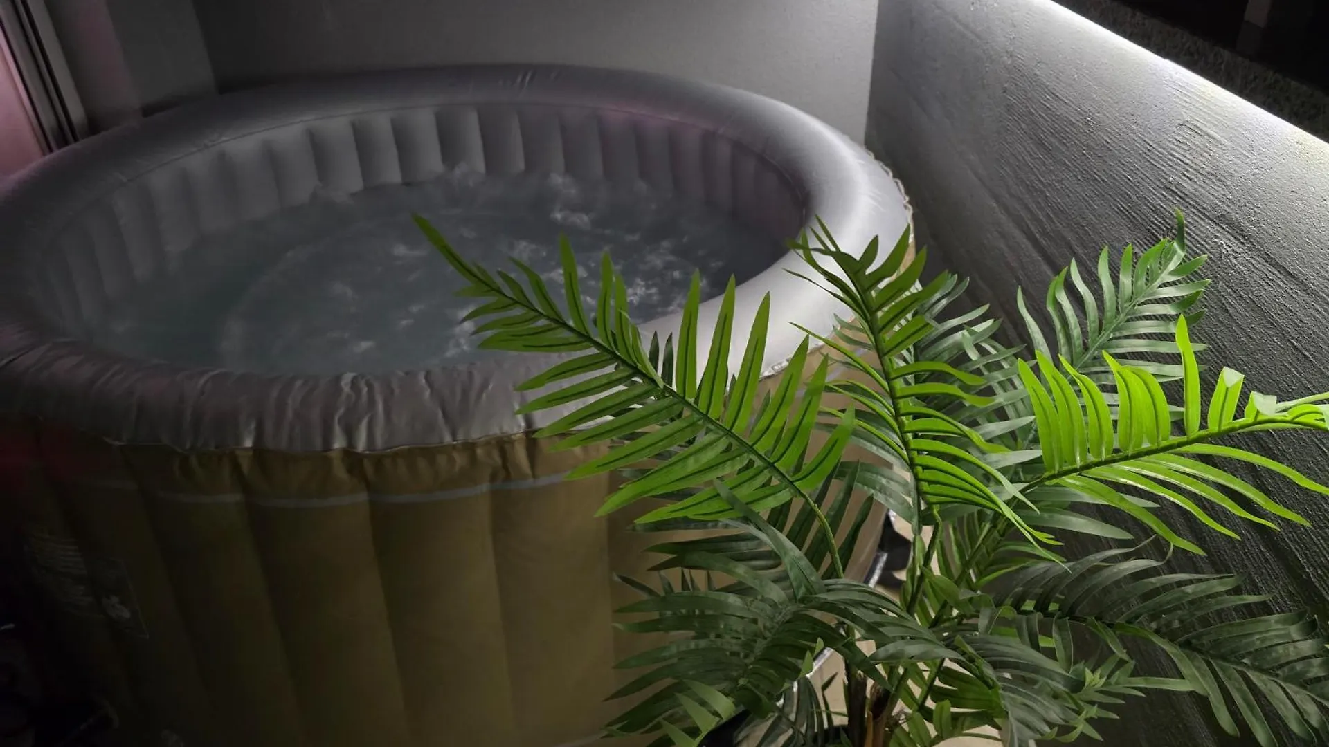 Apartment Blanca With Jacuzzi,Terase And Private Parking Kaštela