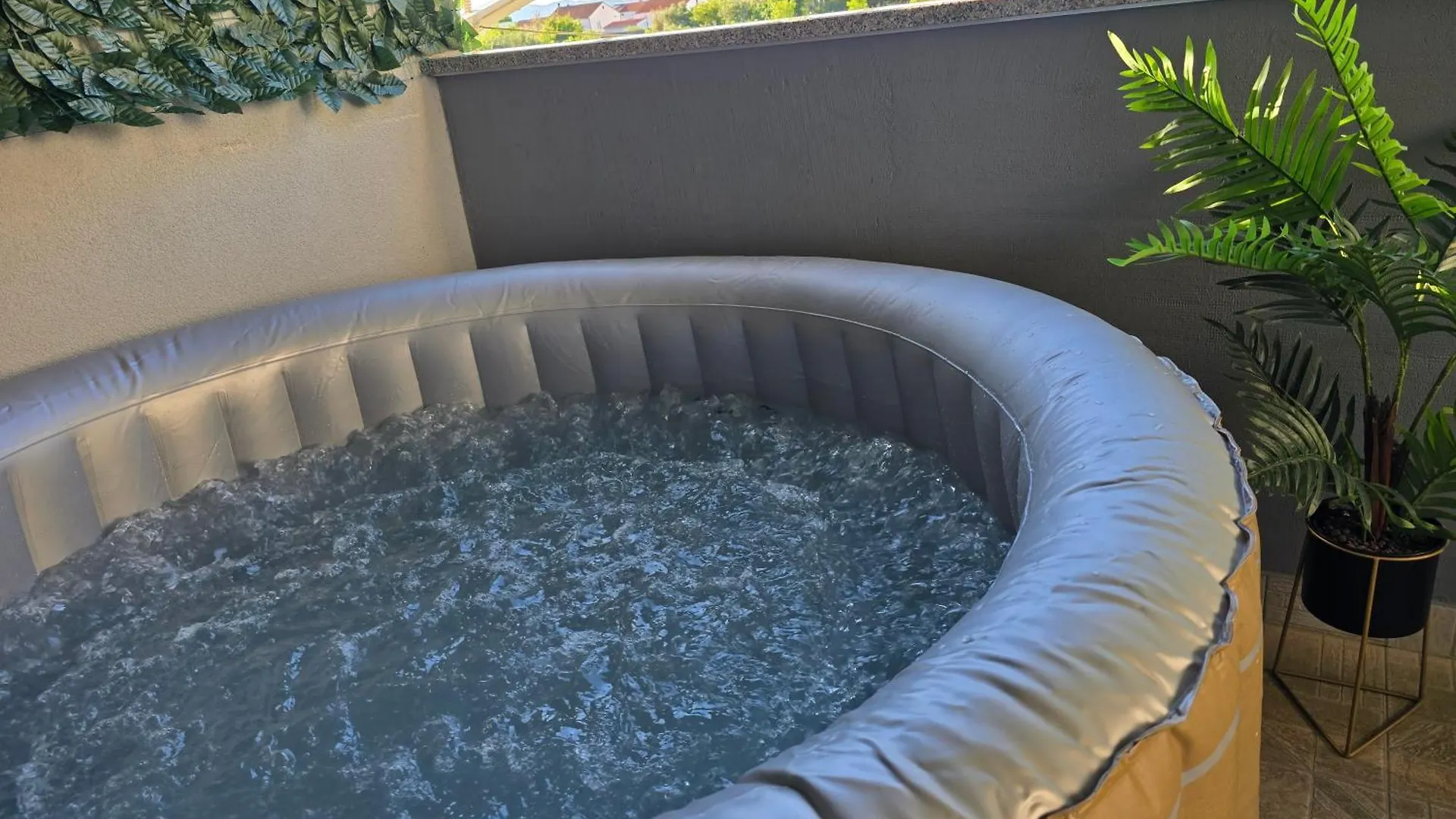 Apartment Blanca With Jacuzzi,Terase And Private Parking Kaštela 0*,